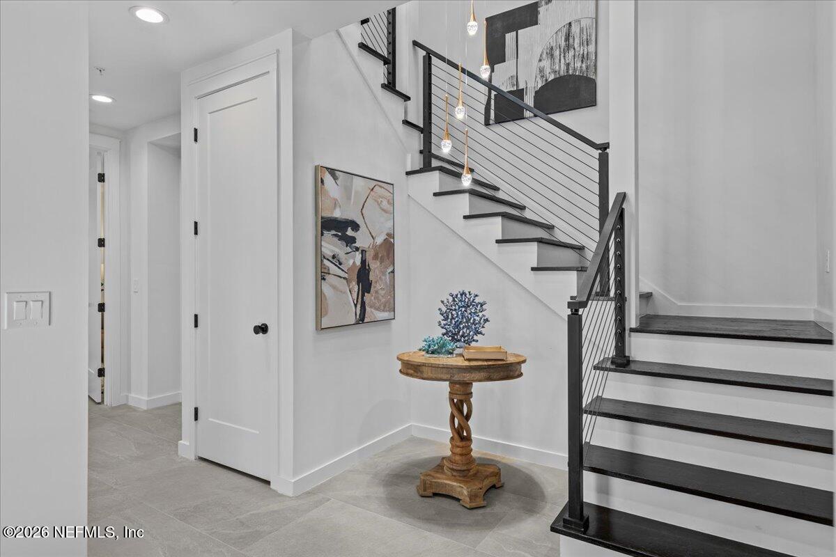 118 13TH Avenue S 101 B