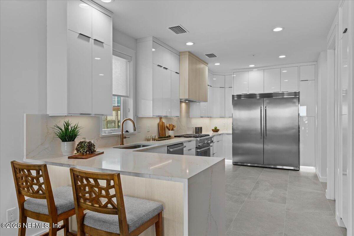 118 13TH Avenue S 101 B