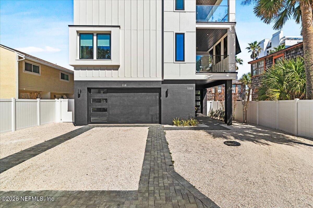 118 13TH Avenue S 103 C