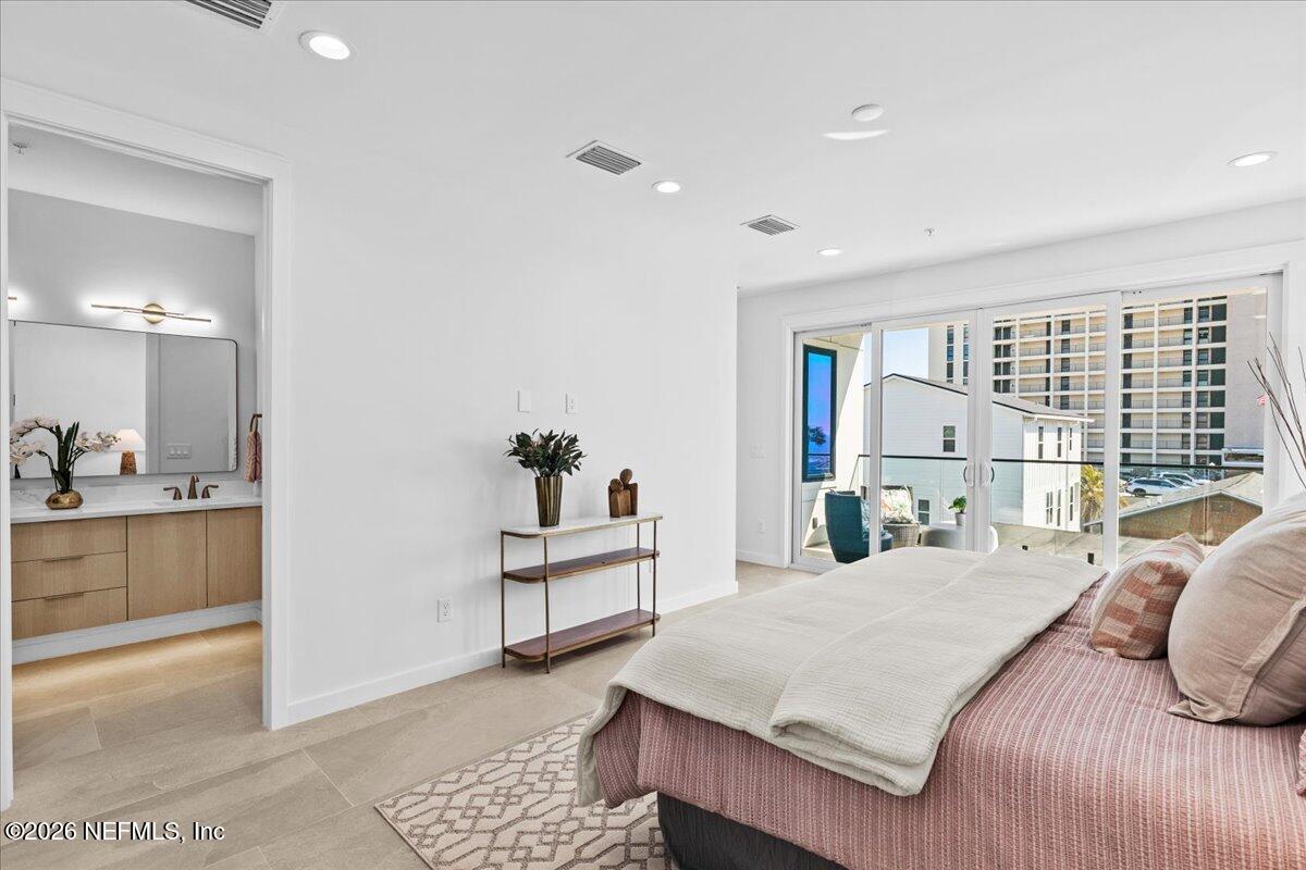 118 13TH Avenue S 103 C