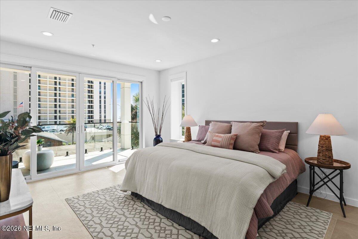 118 13TH Avenue S 103 C