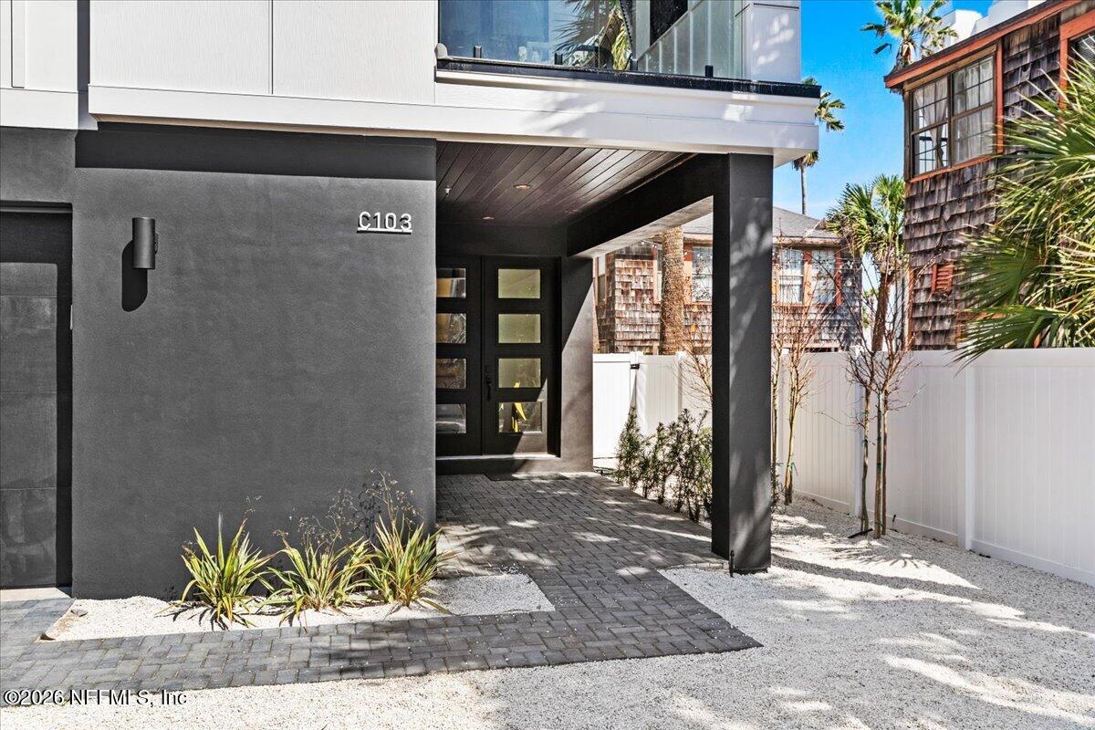 118 13TH Avenue S 103 C