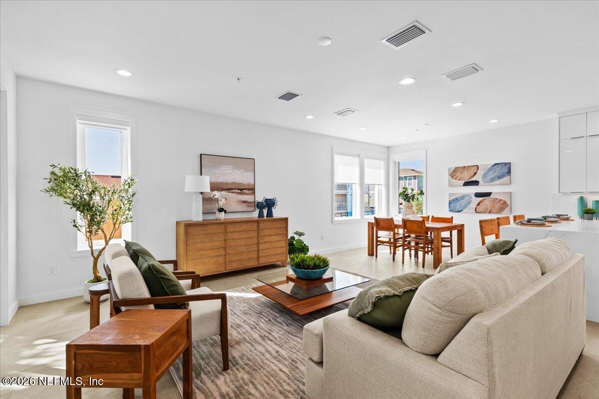 118 13TH Avenue S 103 C