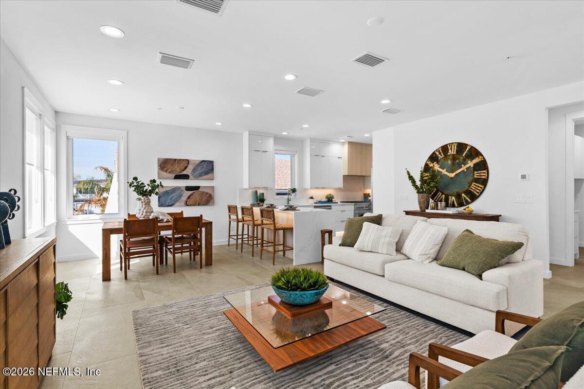 118 13TH Avenue S 103 C