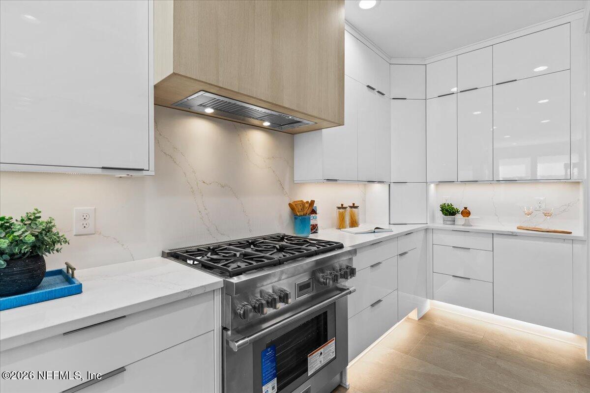 118 13TH Avenue S 103 C