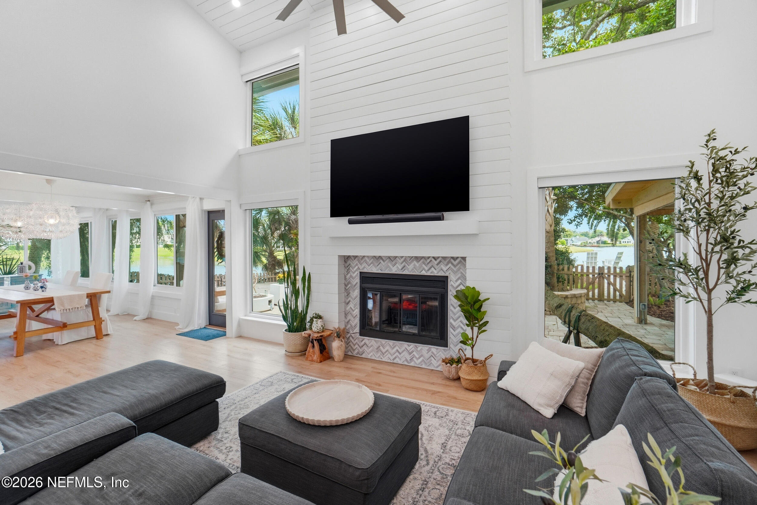 111 ISLAND Drive