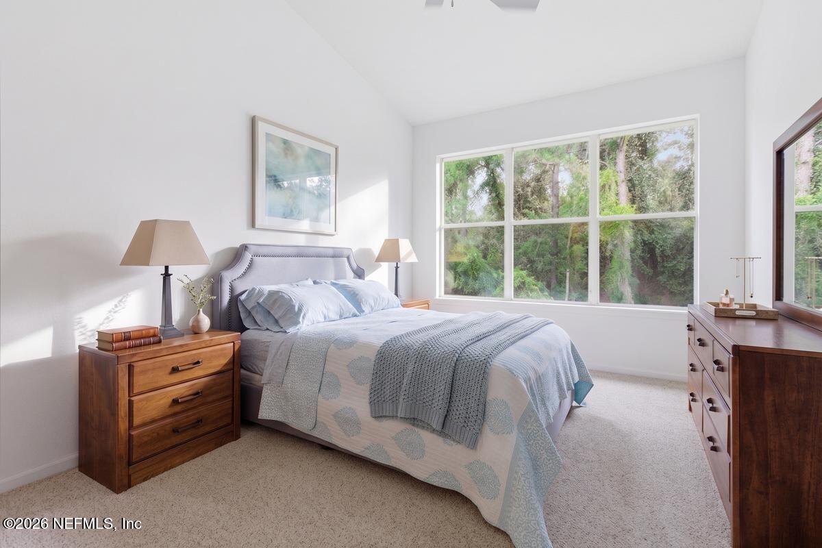8521 LITTLE SWIFT Circle 34D