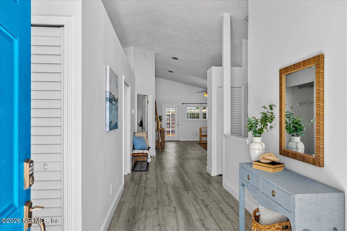 193 MIRALOMA Lane