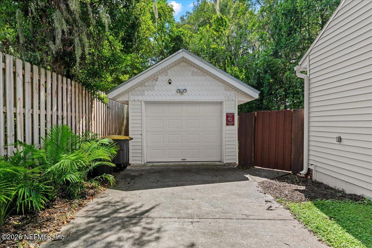 1904 FELCH Avenue