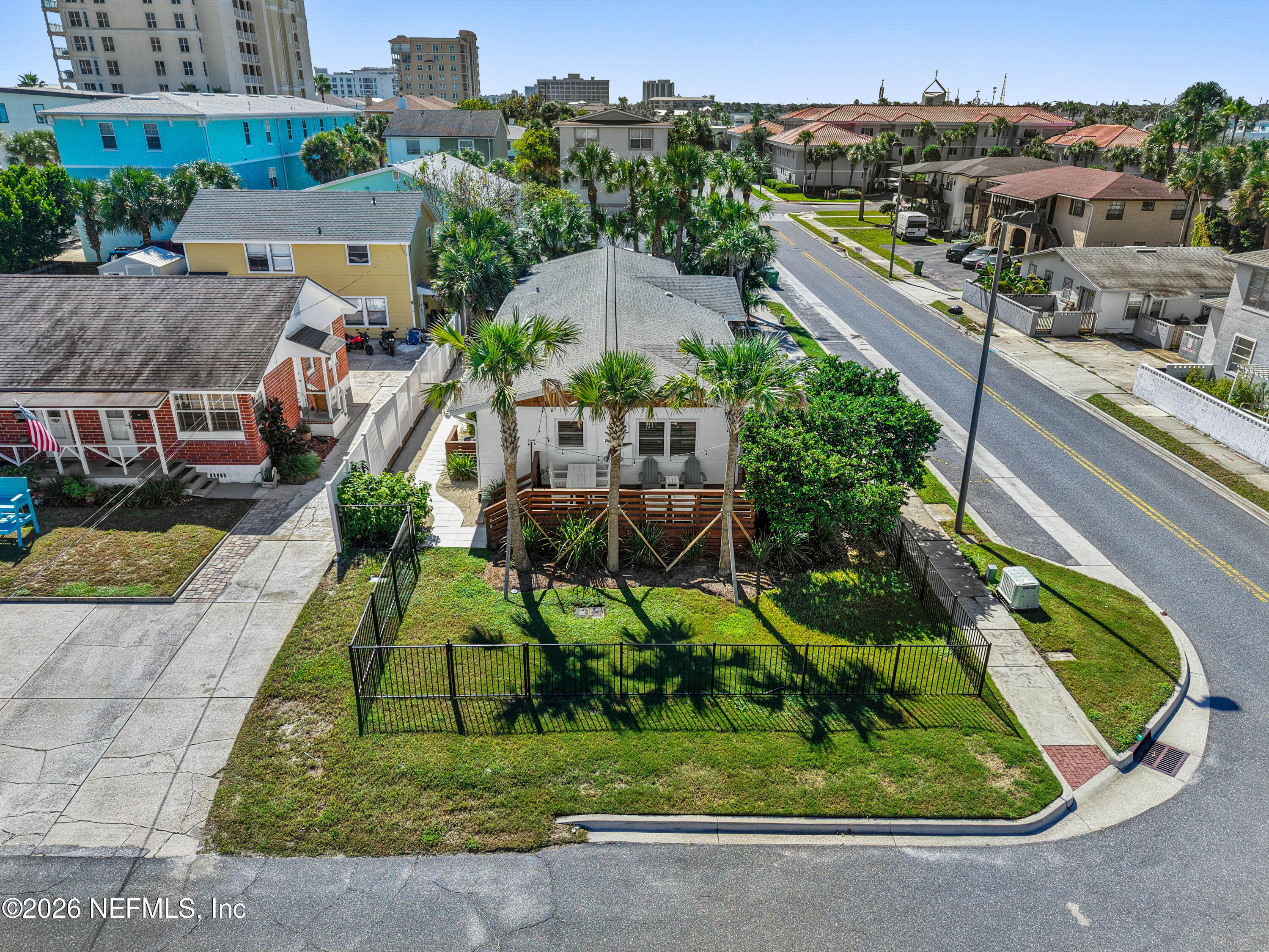 1229 2ND Street N