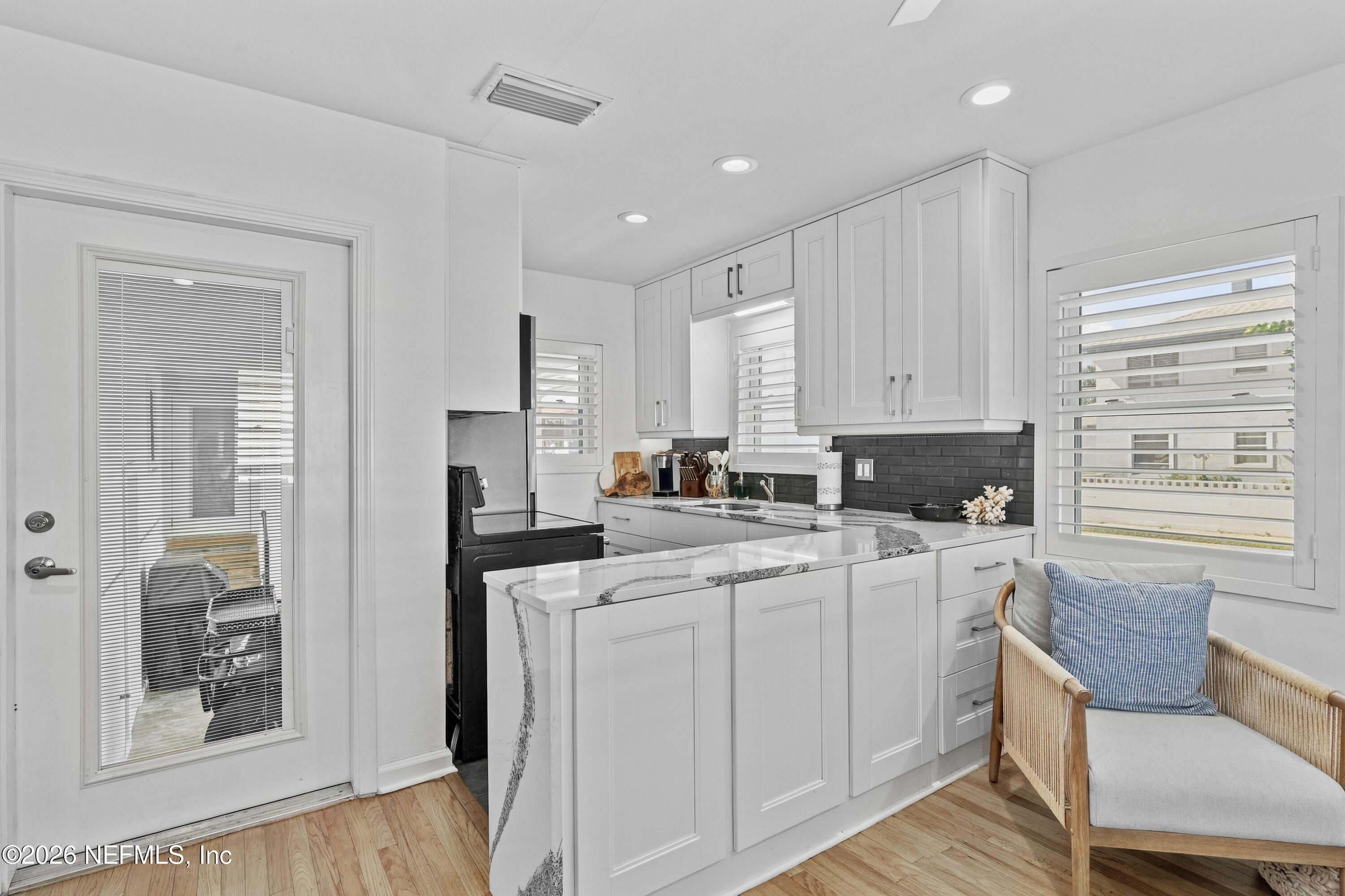 1229 2ND Street N