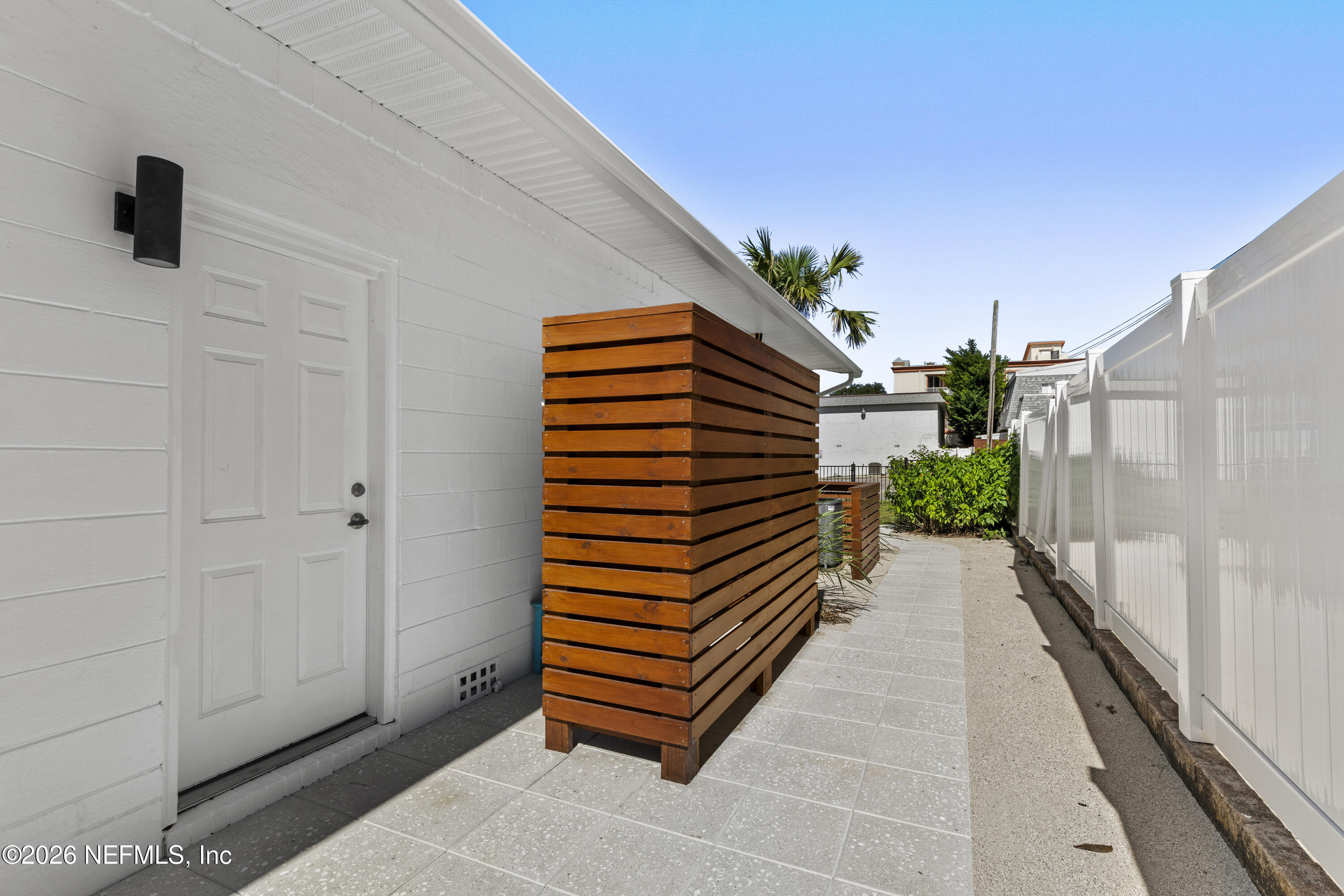 1229 2ND Street N