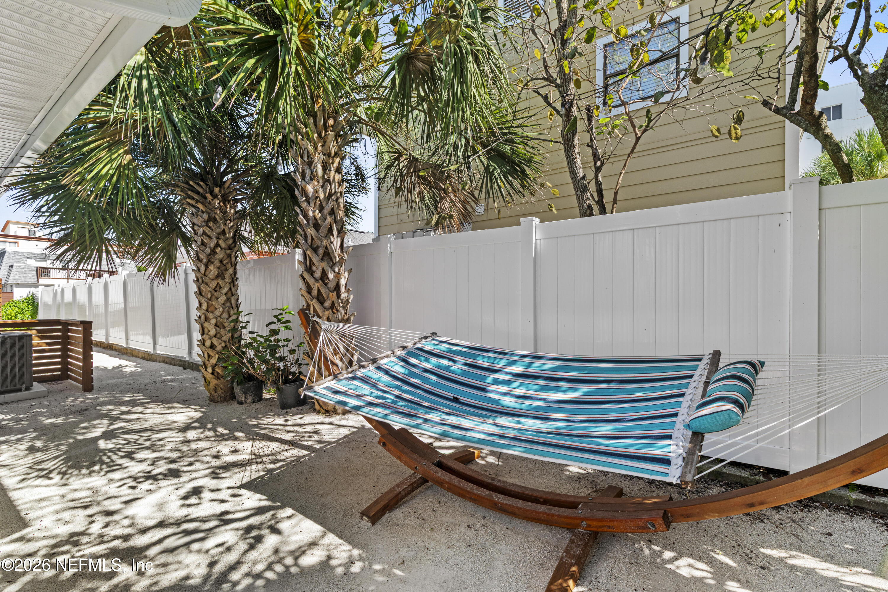 1229 2ND Street N