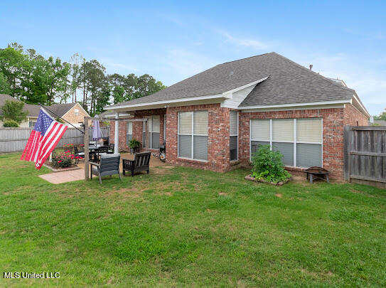 800 Highland Court