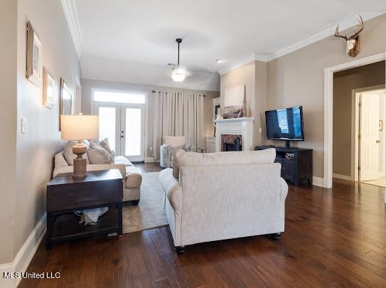 800 Highland Court