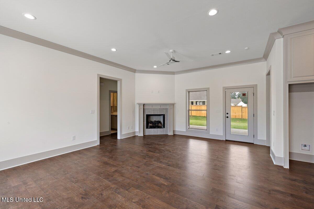 110 Springs Crossing