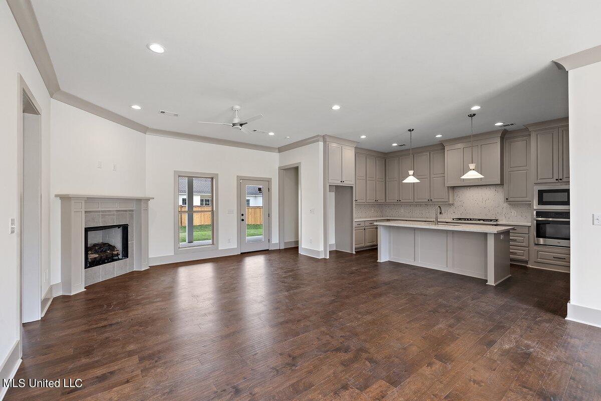 110 Springs Crossing