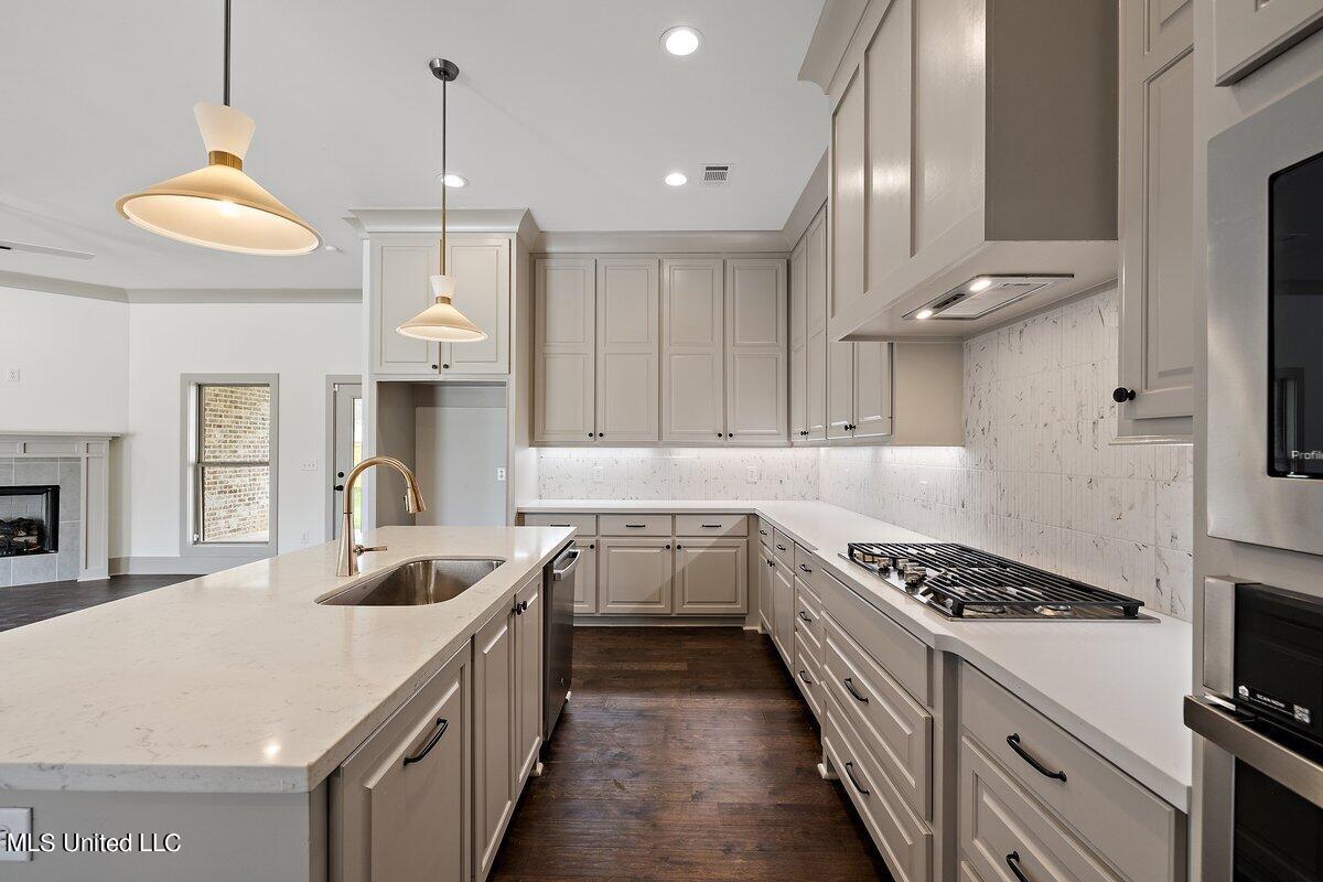110 Springs Crossing