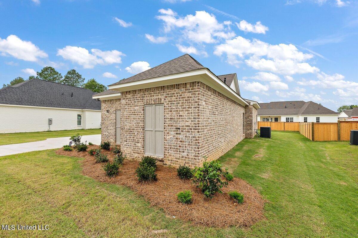 110 Springs Crossing