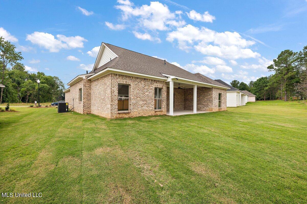 110 Springs Crossing