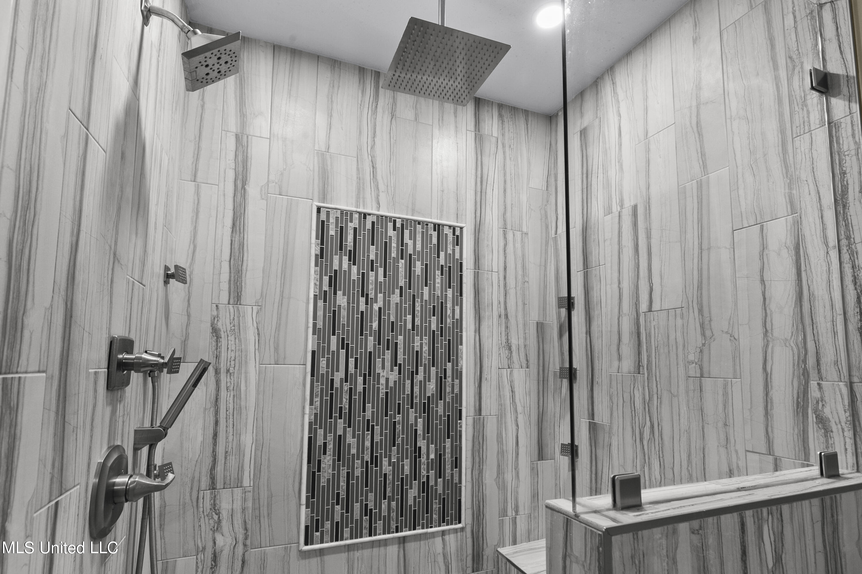305 Camelia Trail
