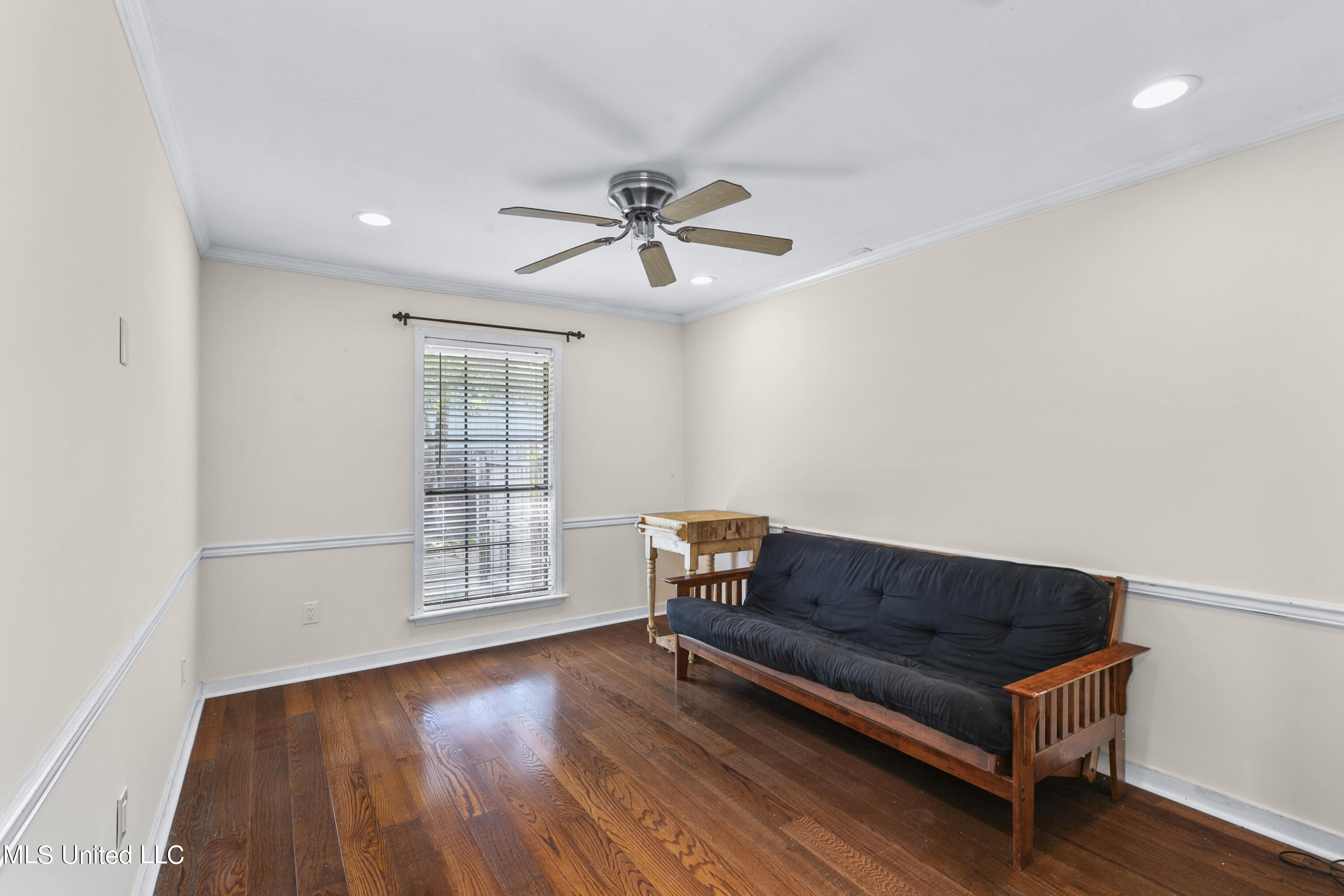 305 Camelia Trail