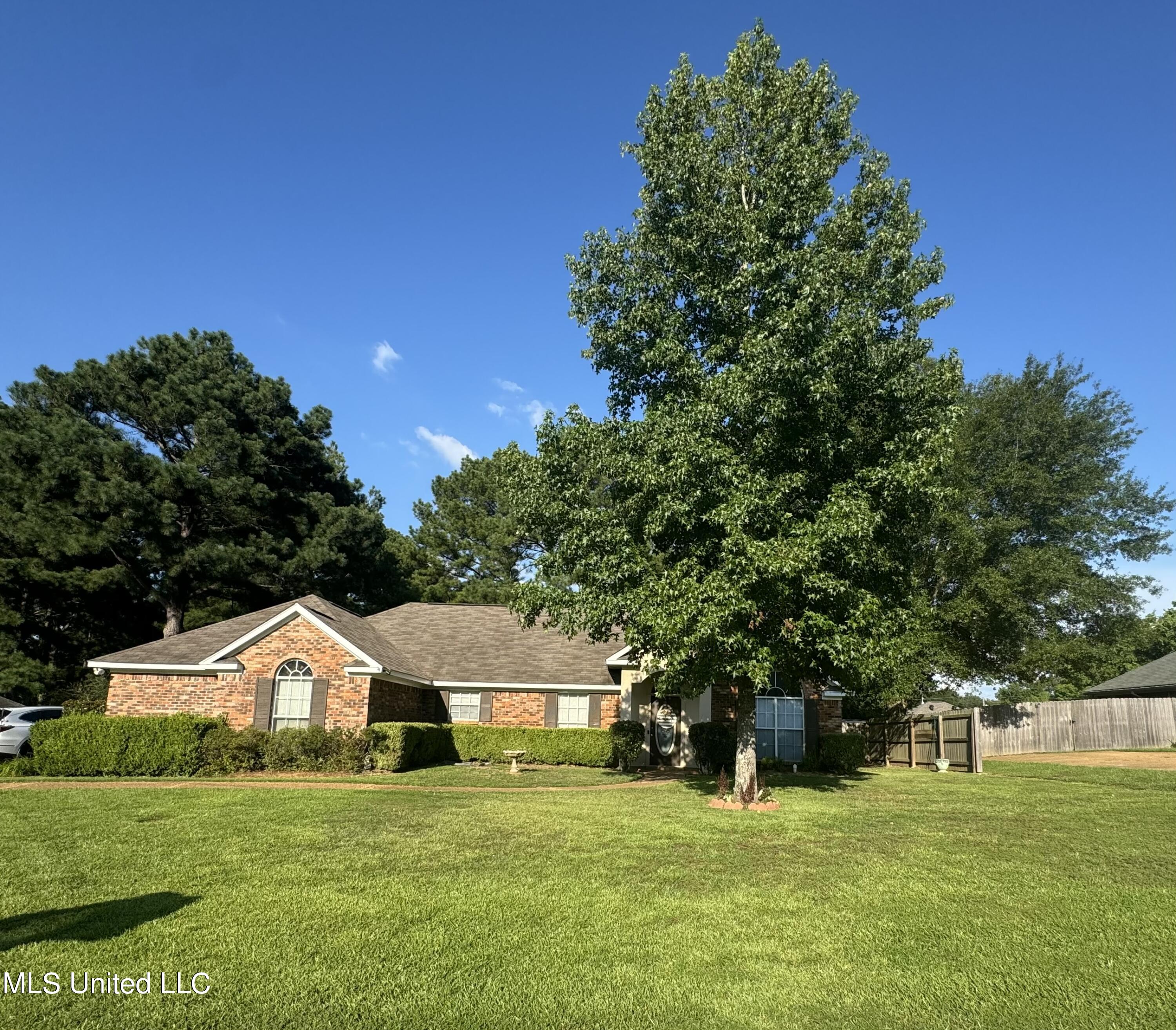928 Eagles Nest Drive