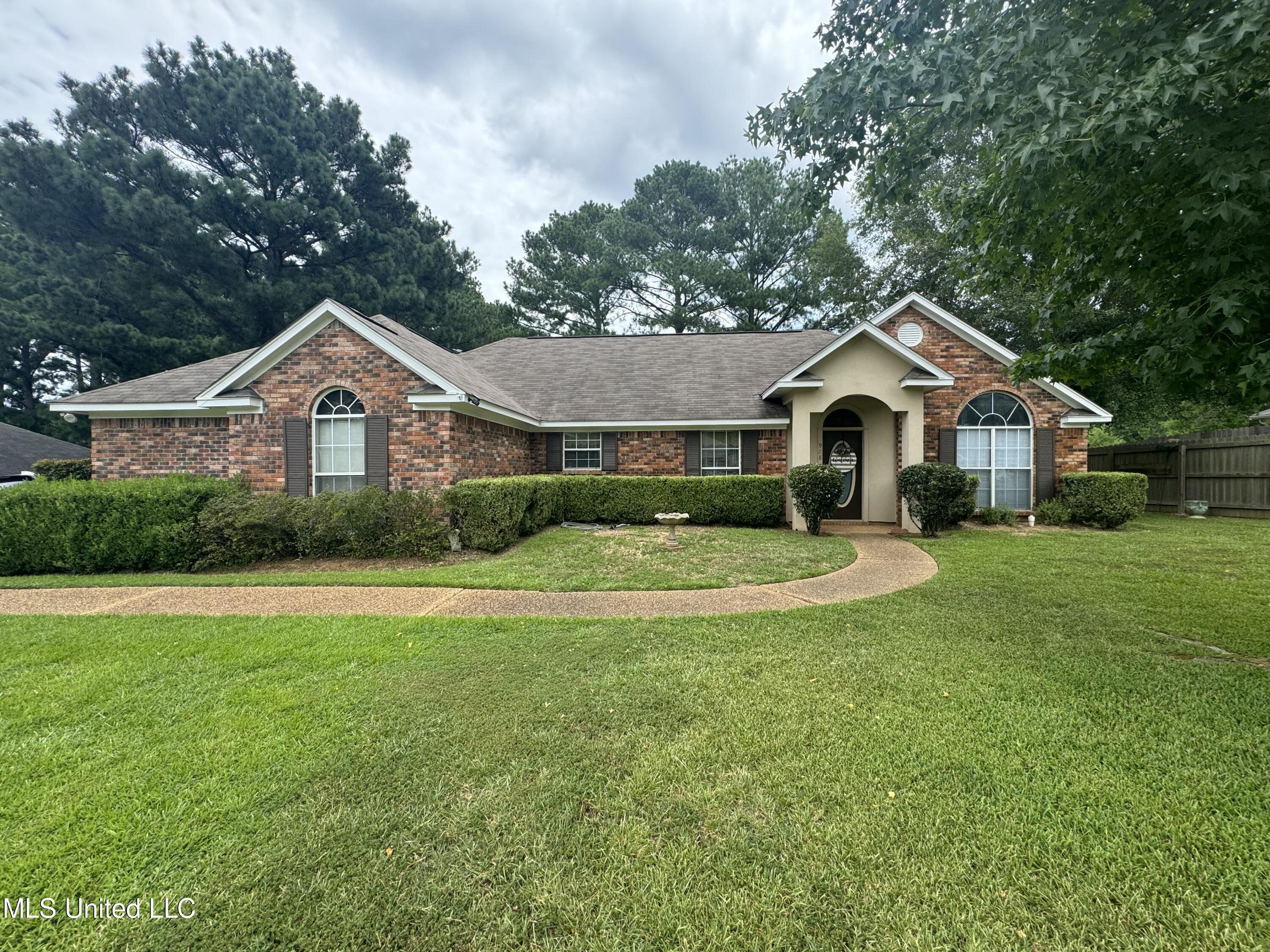 928 Eagles Nest Drive