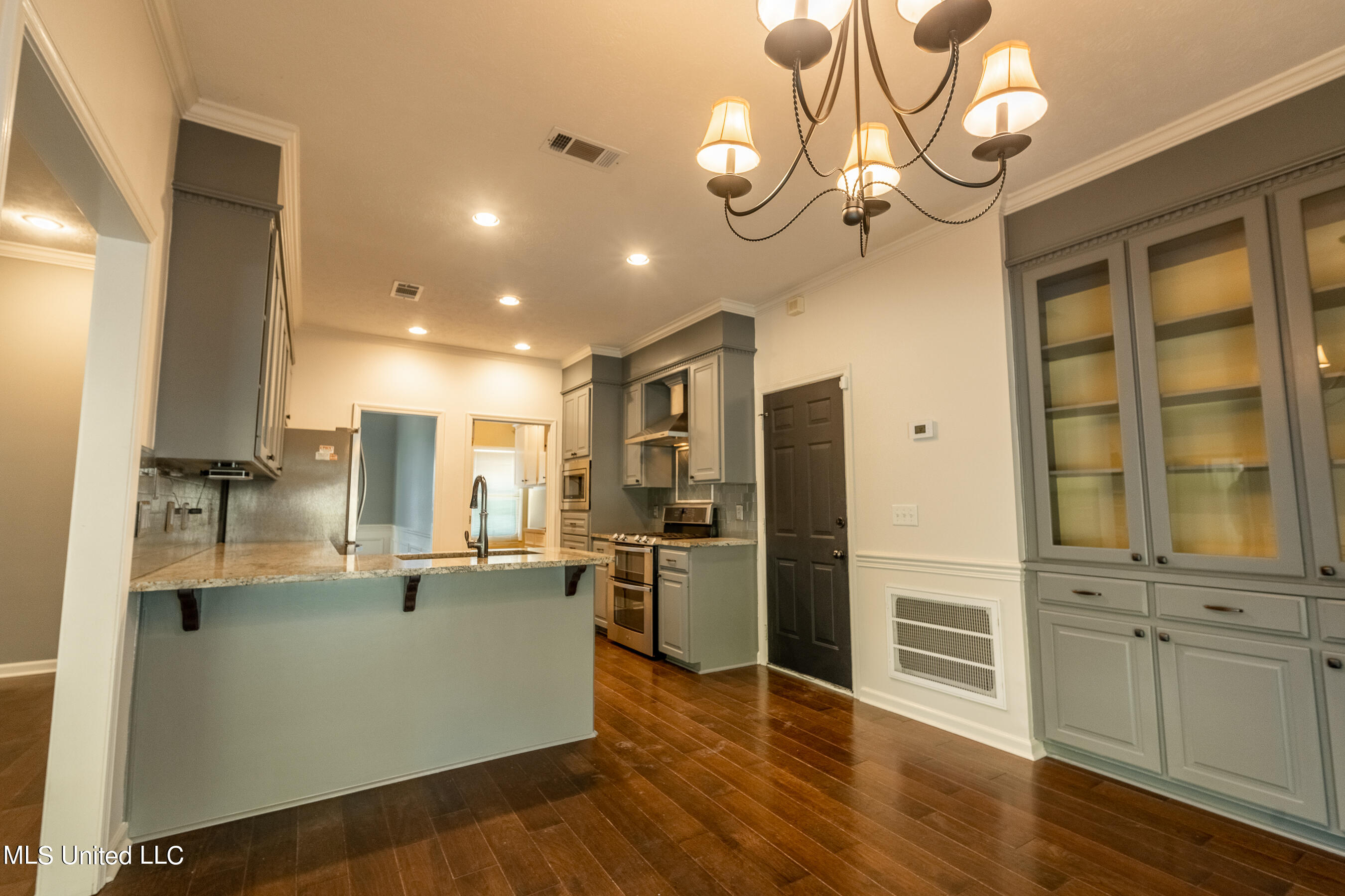 273 Bayview Drive Drive