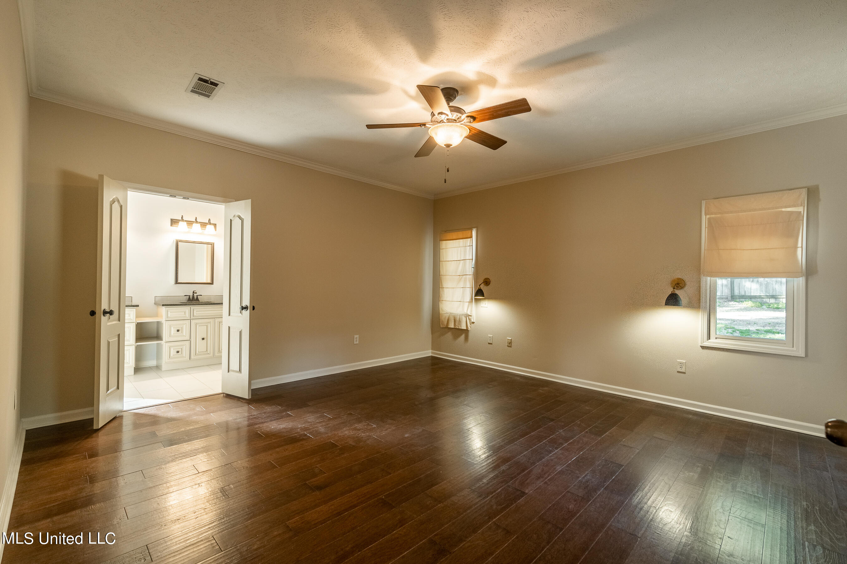 273 Bayview Drive Drive