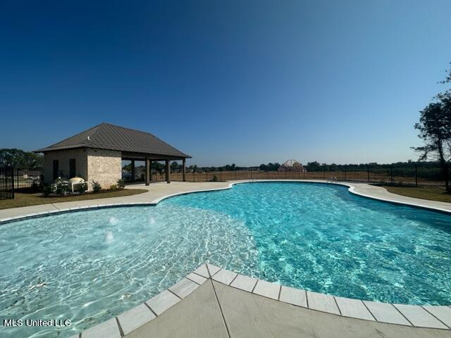 113 Hunters Way