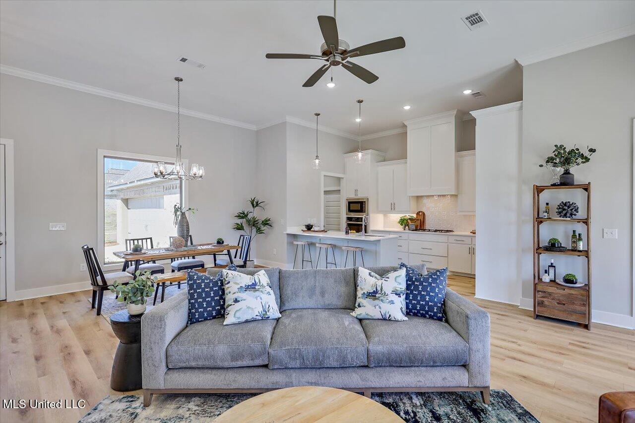 654 Prosperity Place
