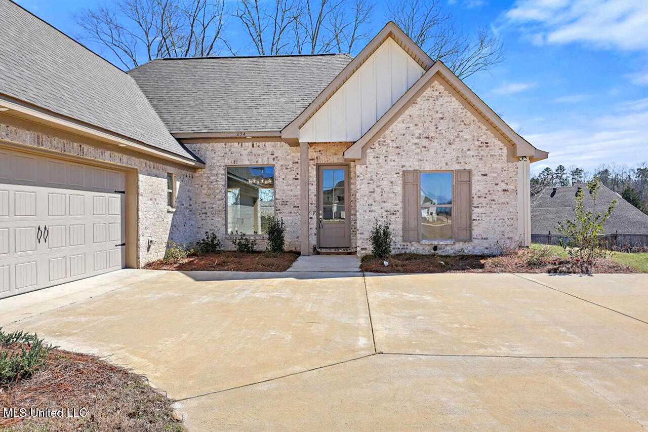 654 Prosperity Place