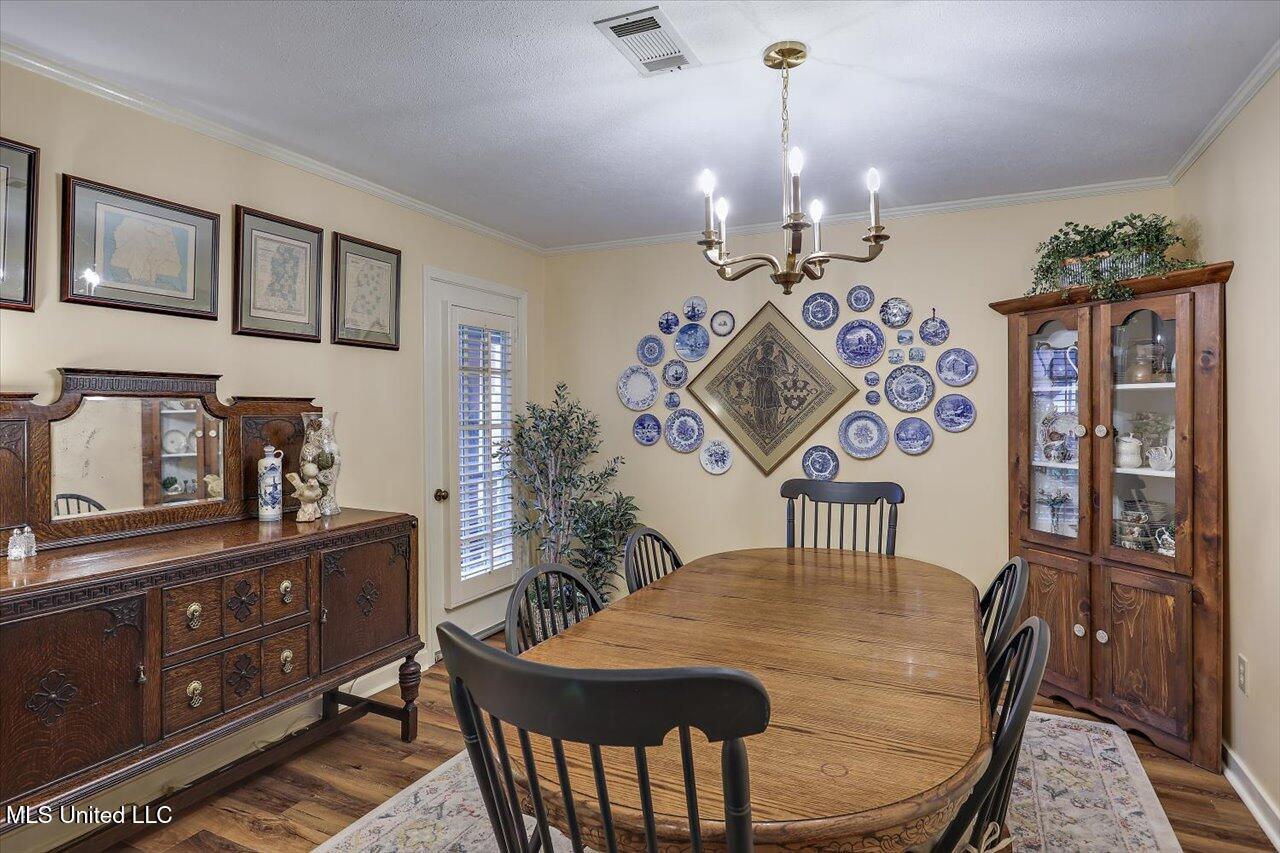 751 Pine Valley