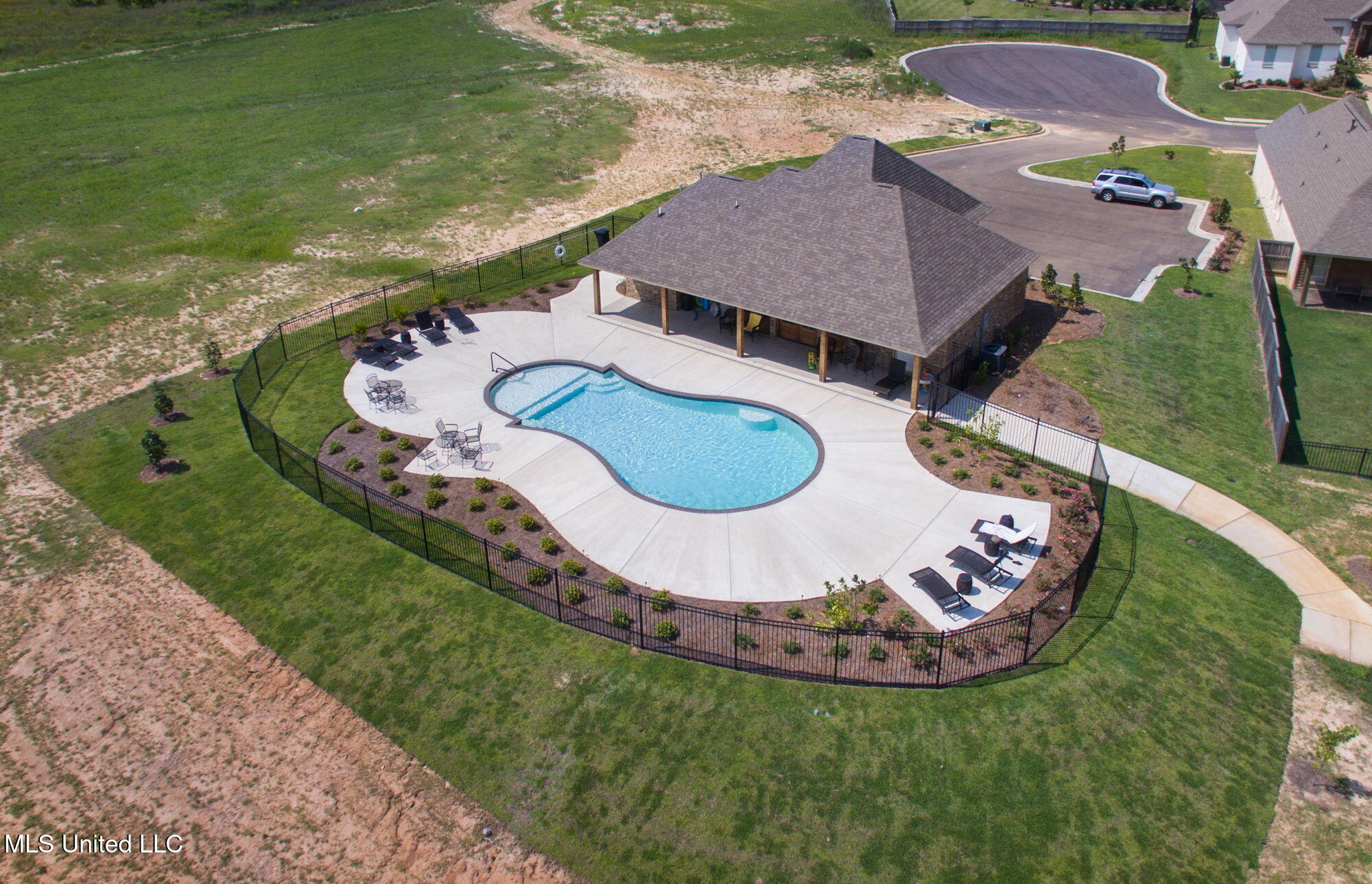 204 Amethyst Drive
