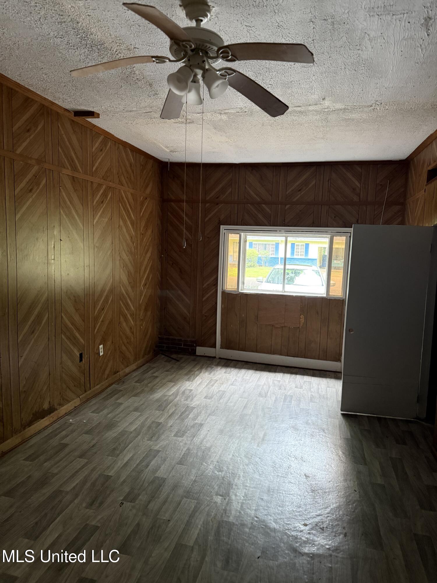 4189 Del Rosa Drive