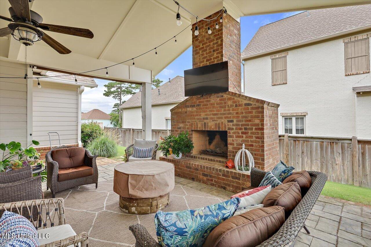 709 Arbor Run