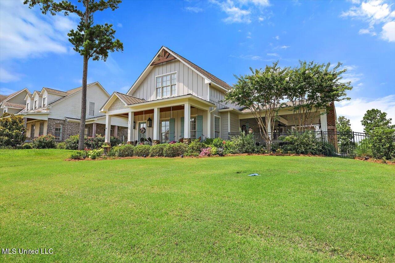 709 Arbor Run