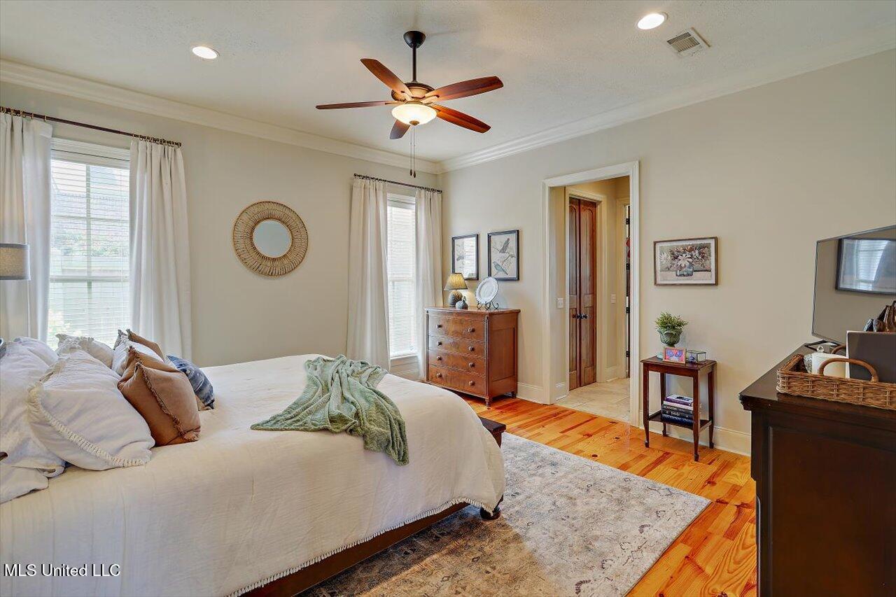 709 Arbor Run