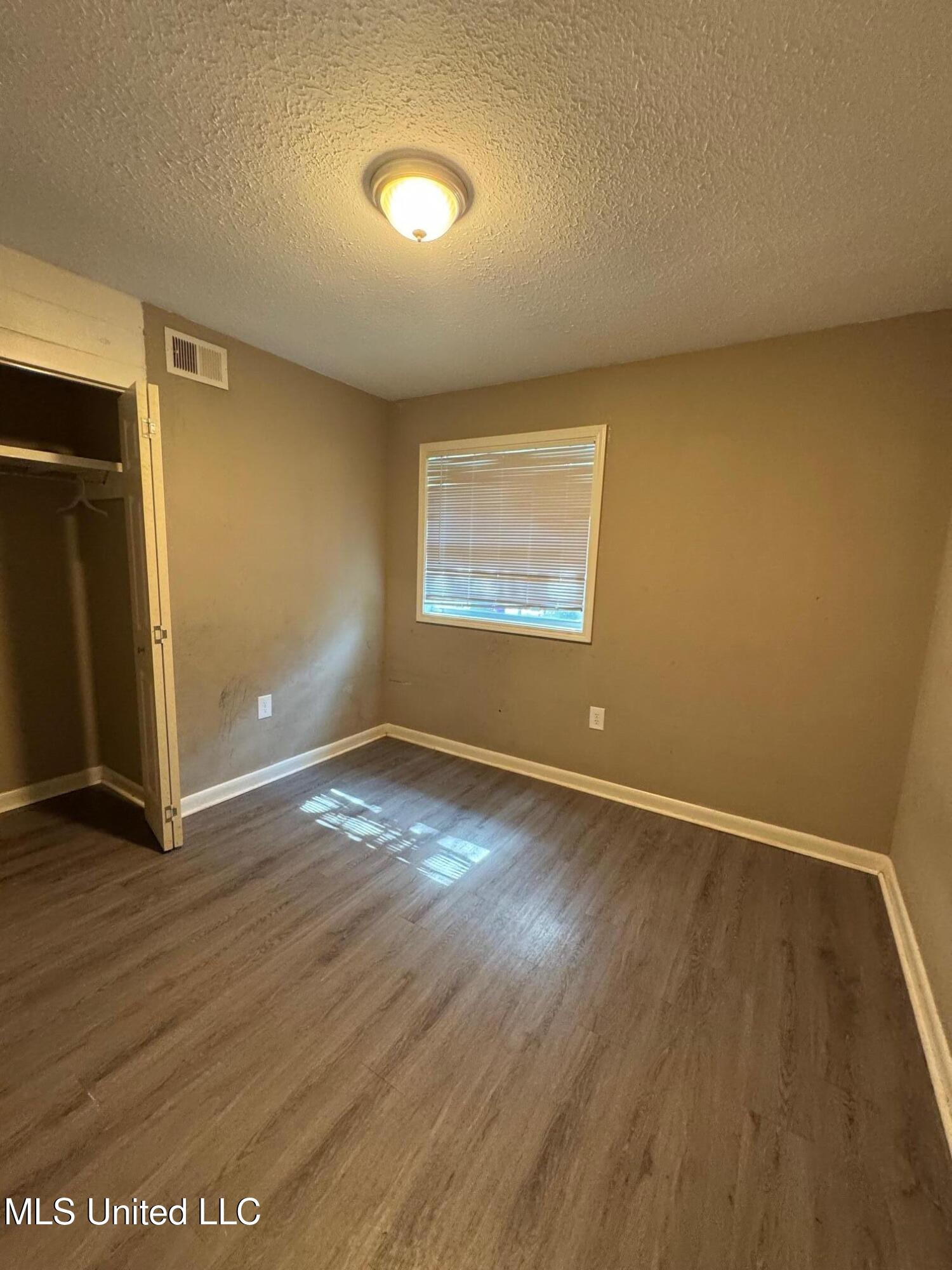 2971 Kentwood Drive