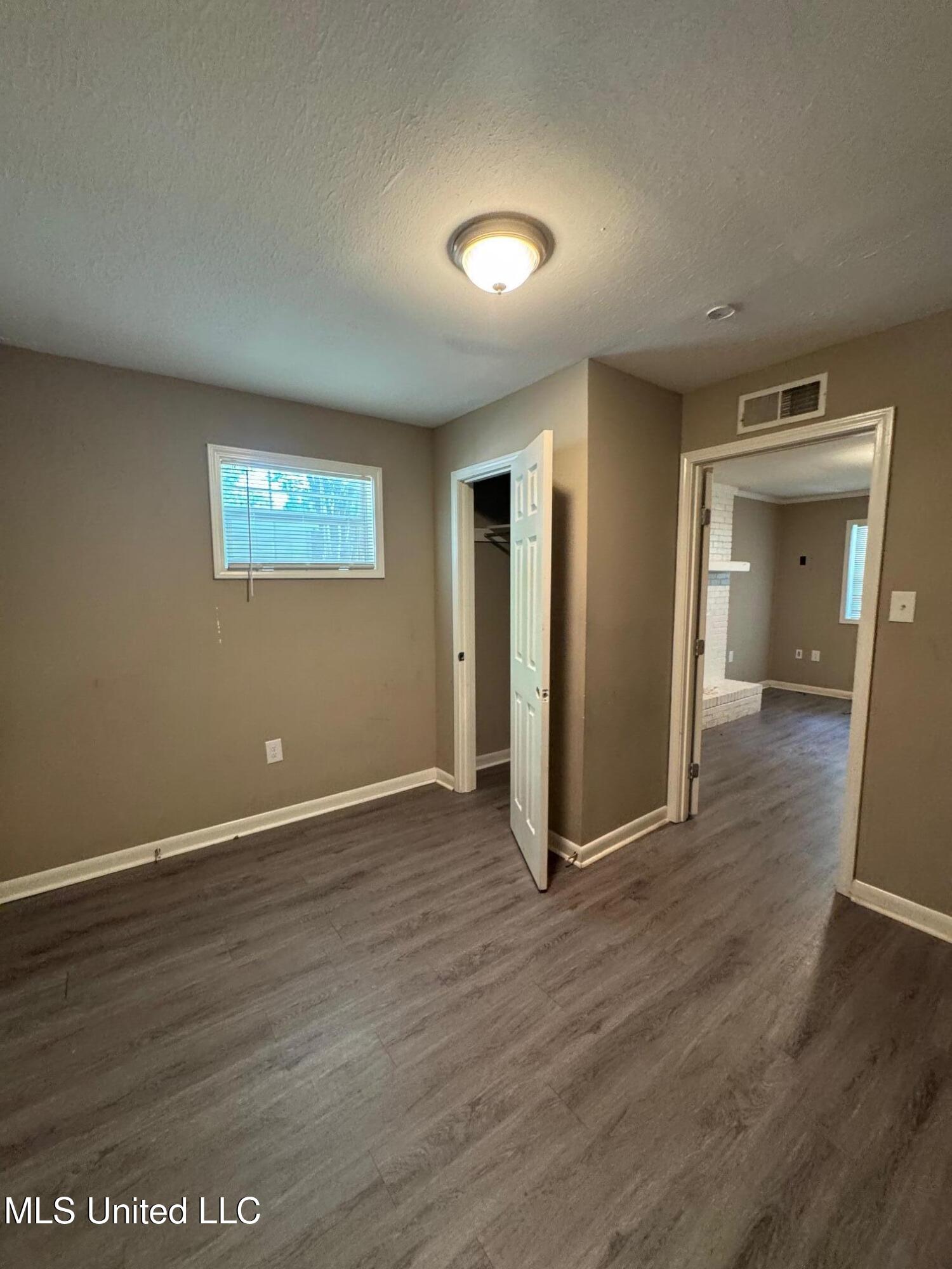 2971 Kentwood Drive
