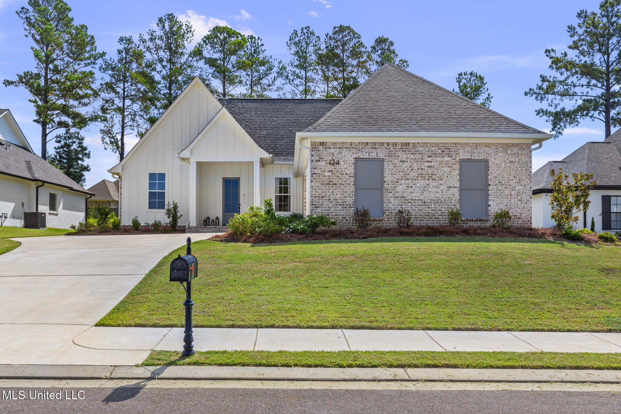 124 Seymour Drive