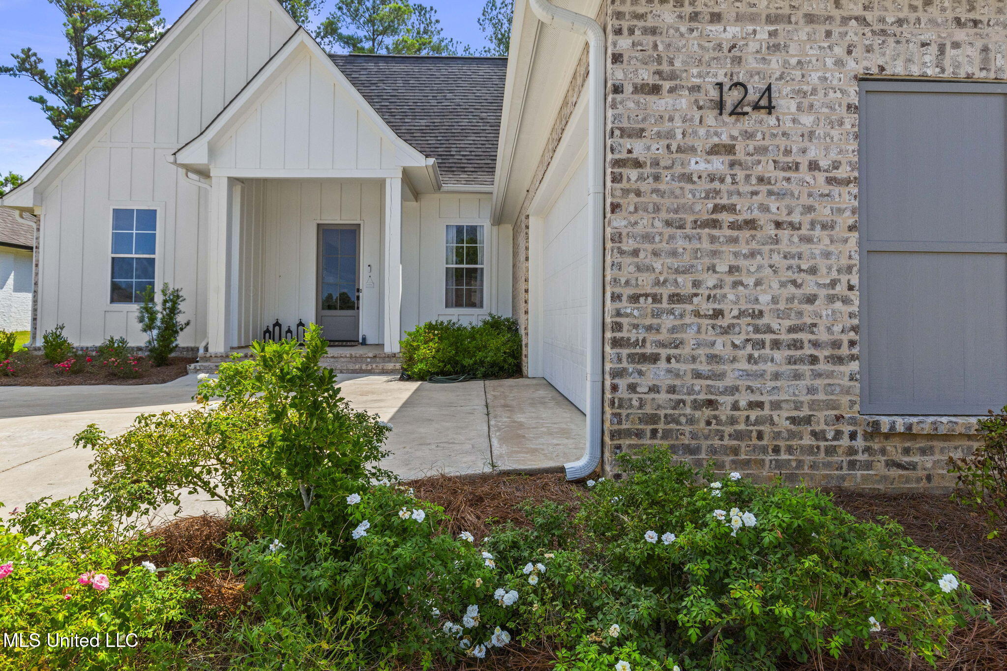 124 Seymour Drive