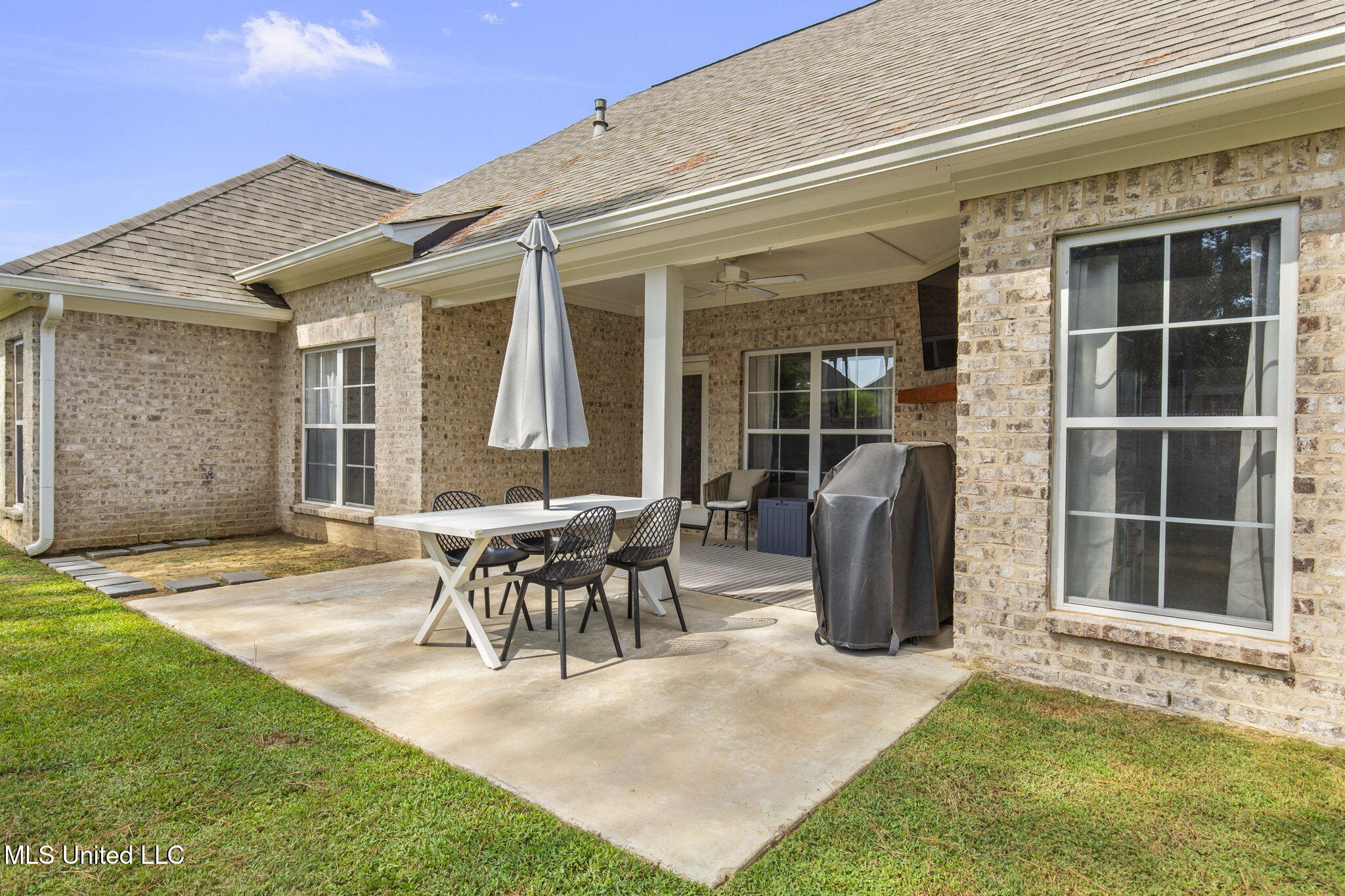 124 Seymour Drive