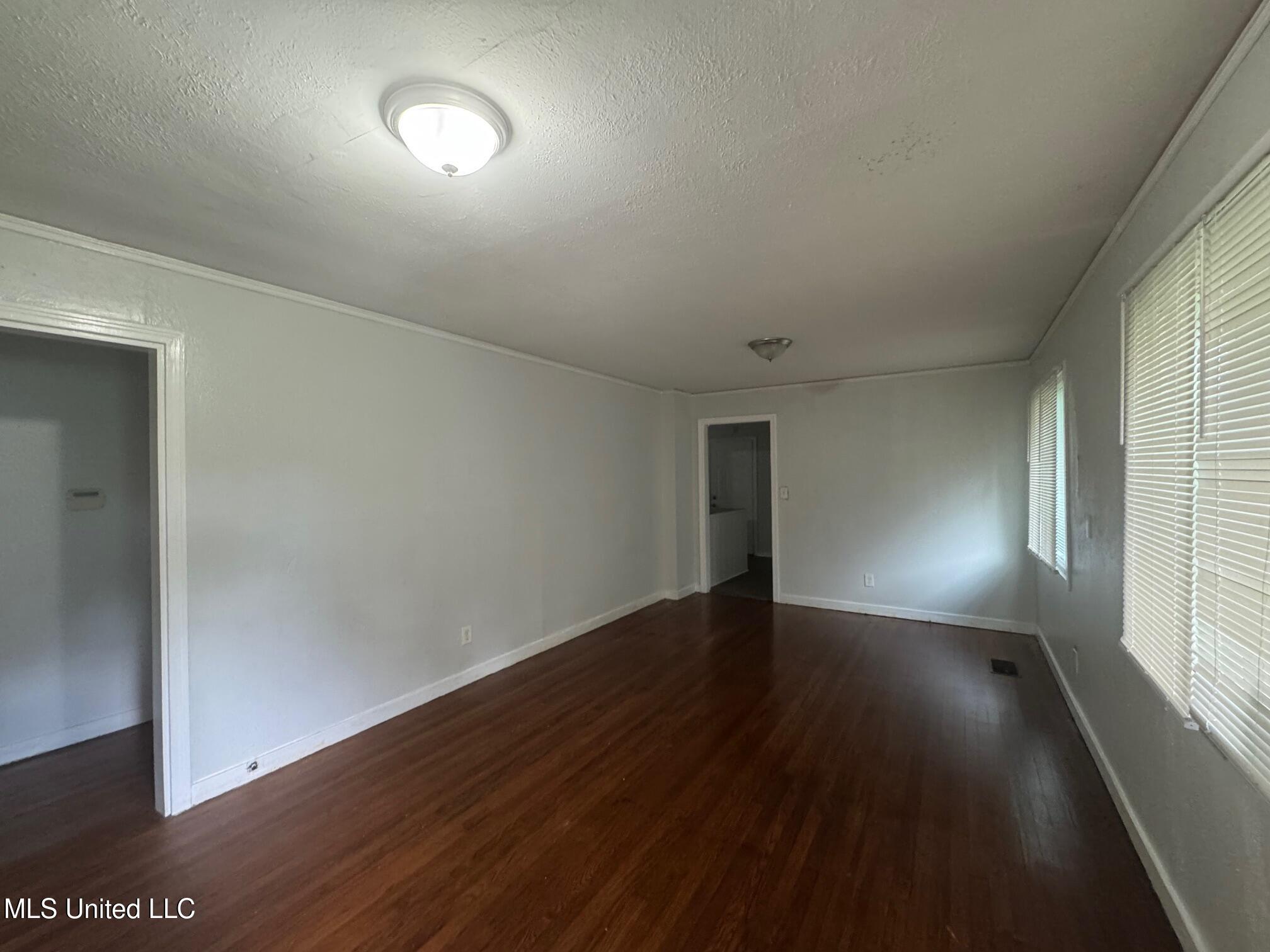 1906 Shamrock Drive