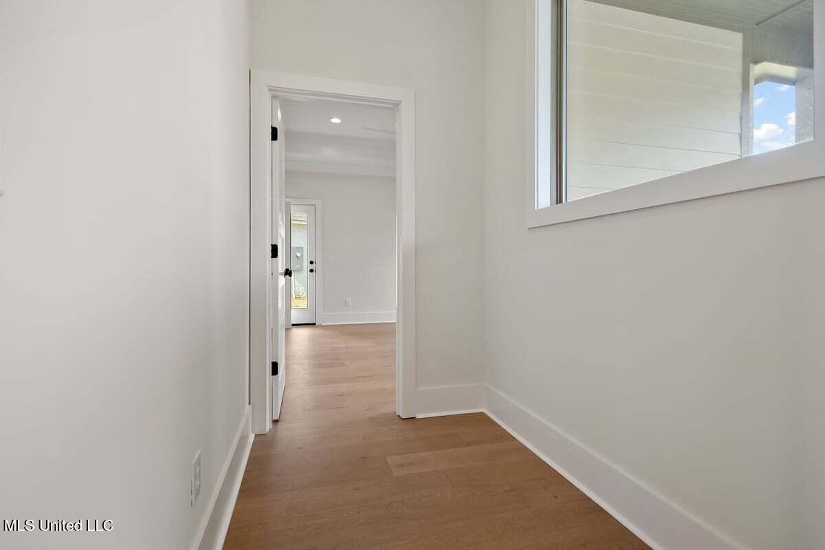 416 Aurora Circle