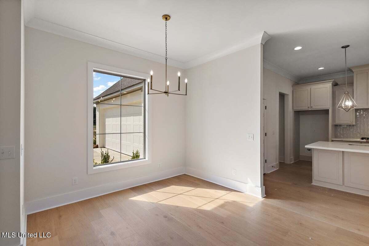 416 Aurora Circle