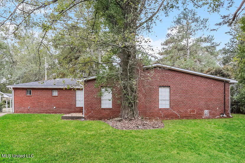 3110 Woodville Circle