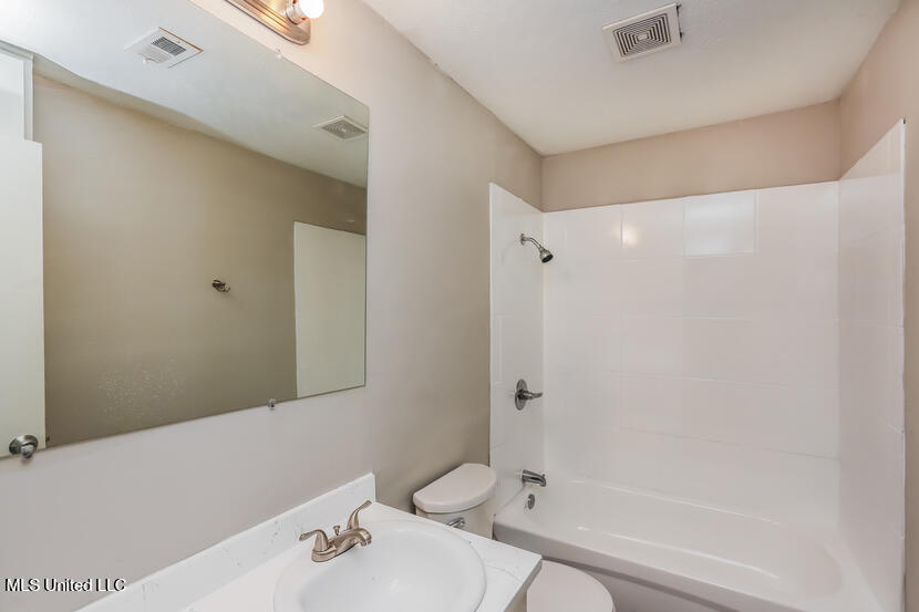3110 Woodville Circle
