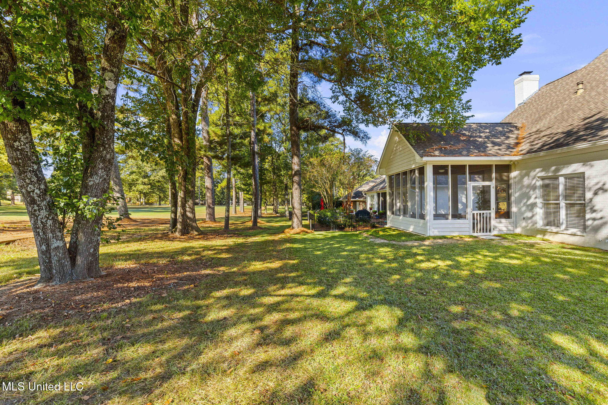 889 N Deerfield Drive